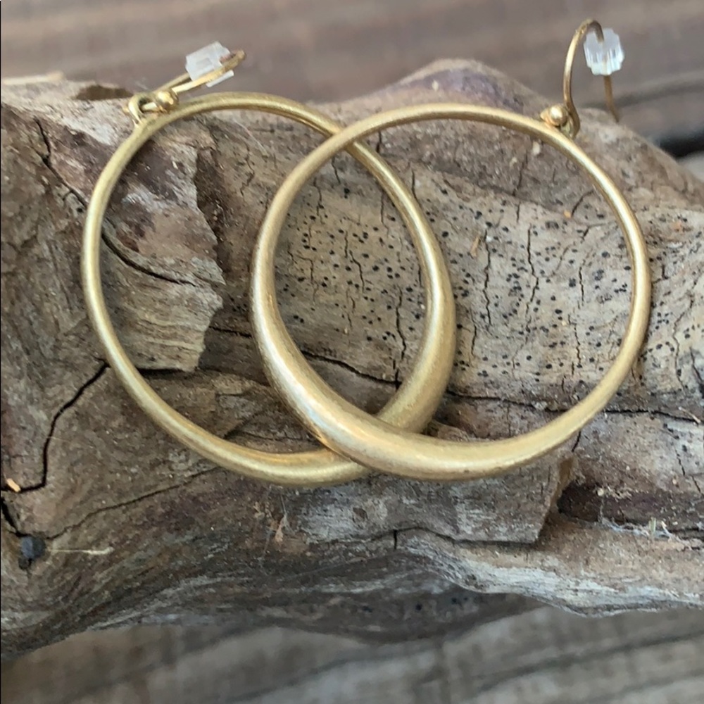 Earrings - Picture 3 of 3